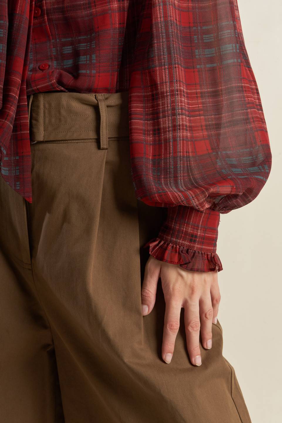 LOVELY INTUITION WOVEN PLAID TOP Flying Tomato